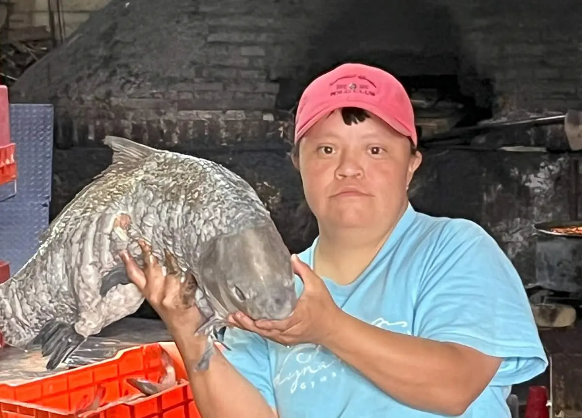 Gildas, una chica vendedora de pescado que rompe estereotipos