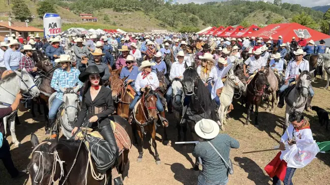 Anuncian la Cabalgata Surutato 2024, en Badiraguato. Foto: Cortesía