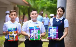 Rubén Rocha: Alumnos de educación básica en Sinaloa tendrán beca a partir de enero del 2025