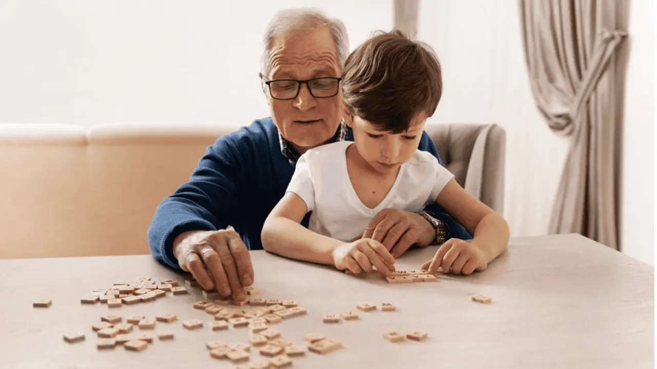 Frases para dedicar a tu abuelo en su día, este 28 de agosto. Foto: Freepik