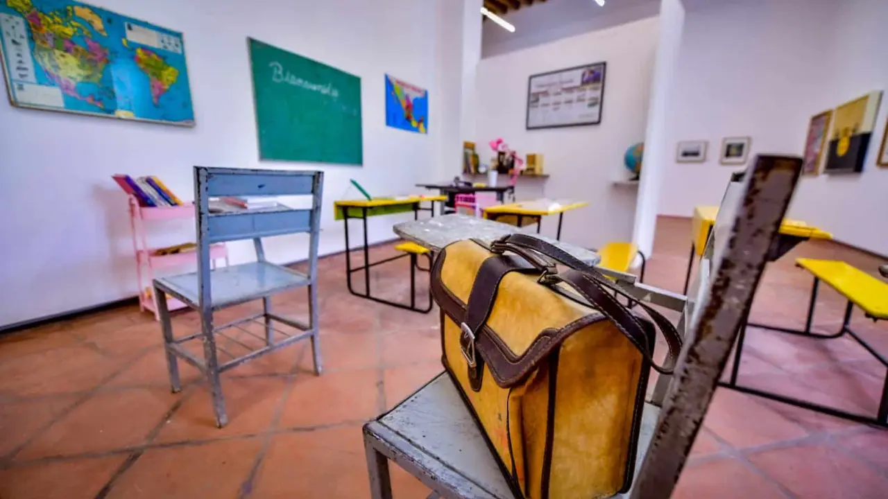 Inauguran en Mazatlán la exposición “Libros de Texto Gratuito en la Historia de México 1960-2023”.