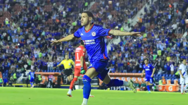 Uriel Antuna llega a los Tigres | Imagen: @CruzAzul