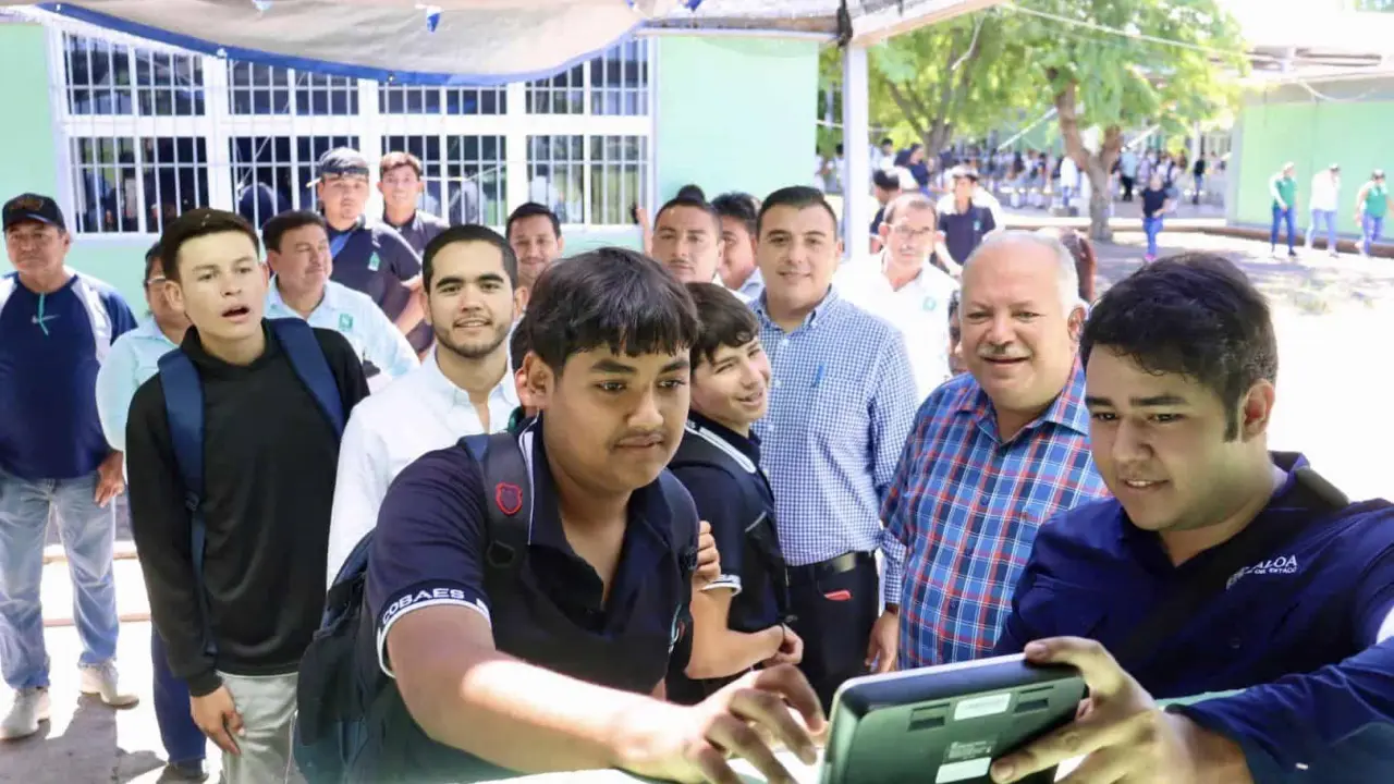 El programa de Comedores Juveniles llega a Cobaes 67 de Ocoroni. Foto: Cortesía