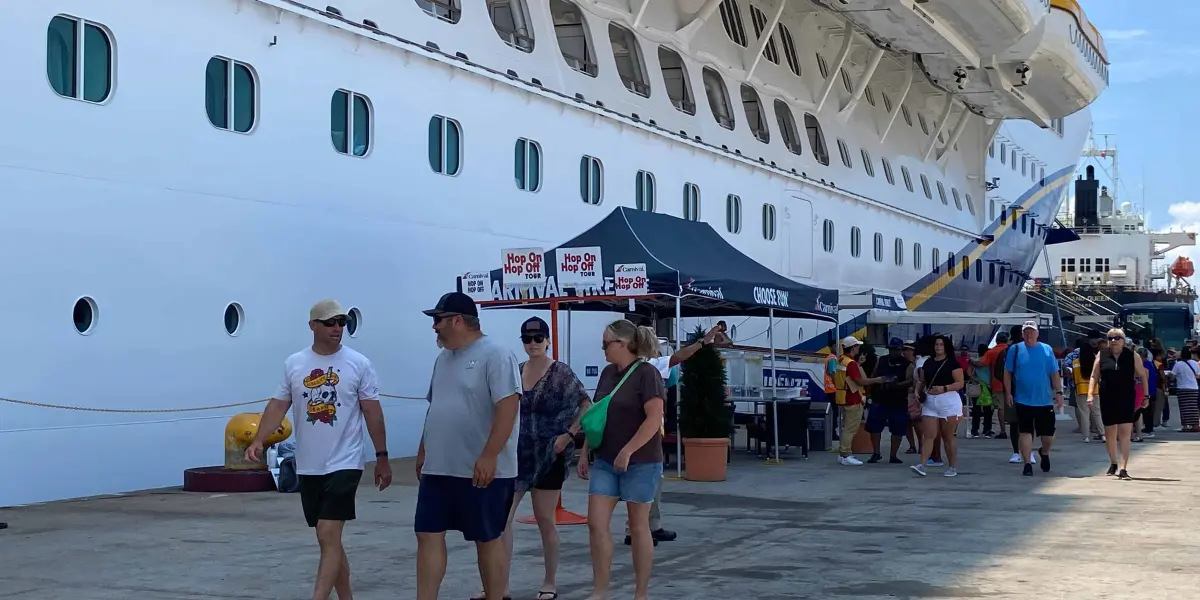 Cierra agosto con la visita de más de 272 mil cruceristas en Mazatlán.