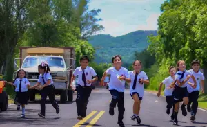 Inauguran pavimentación del camino La Apoma- El Hormiguero en Badiraguato