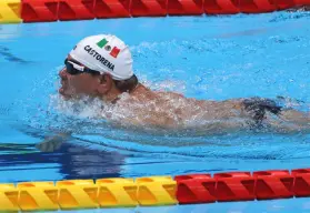 ¡Orgullo mexicano! Arnulfo Castorena es campeón paralímpico en natación