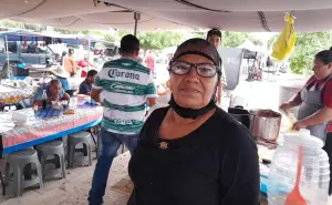 Con platillos mexicanos Doña Tiana es la estrella del sabor en el tianguis de Villa Juárez