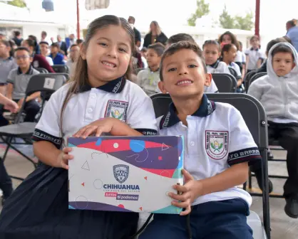 Inicia la entrega de paquetes de útiles escolares en Chihuahua para el nuevo ciclo escolar