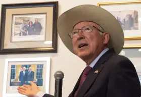 Ken Salazar, Embajador de EU en México, dice que se deben hacer mejoras al poder judicial