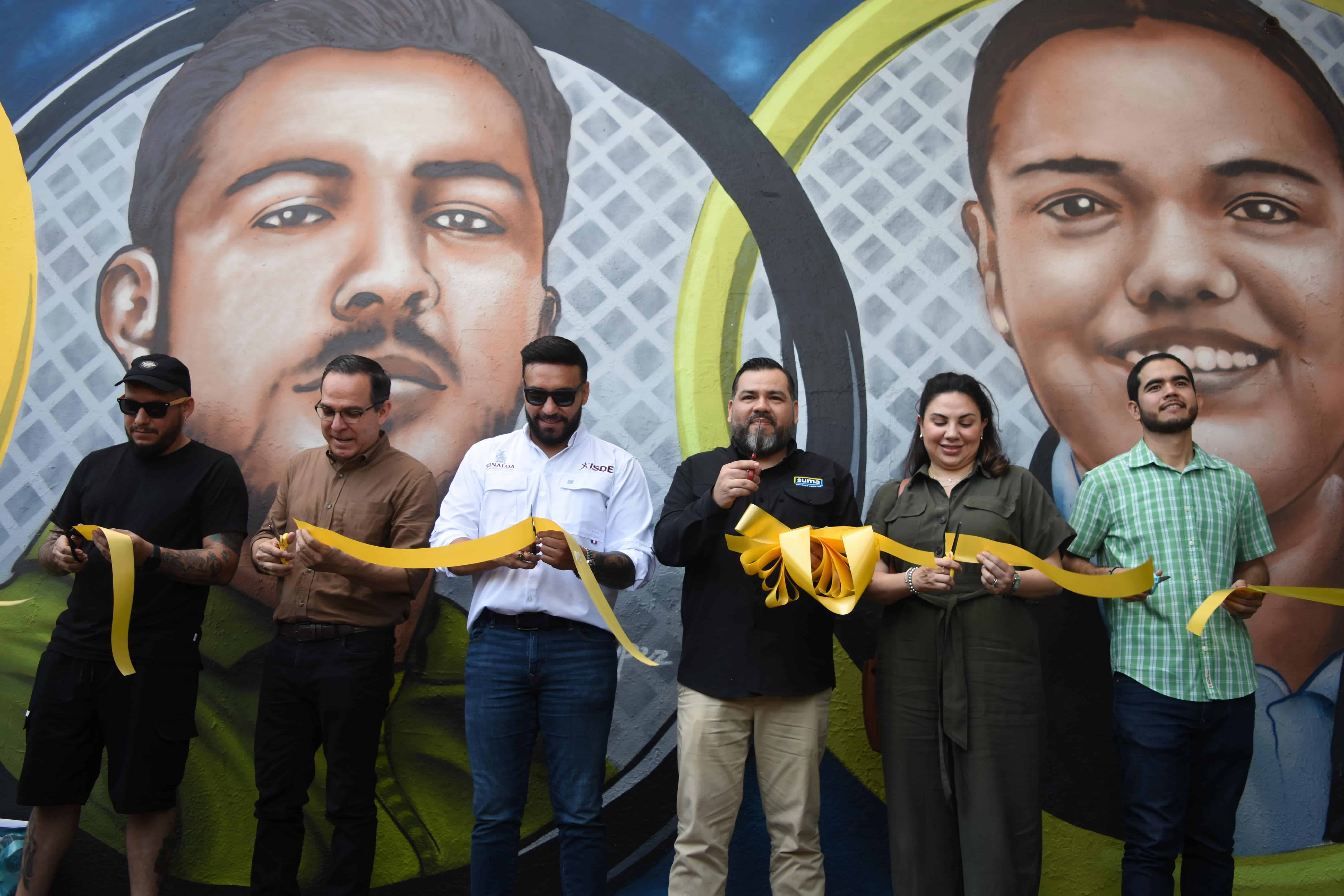 Durante la inauguración del mural estuvieron presentes las autoridades estatales, municipales así como de Vamos Pintando, Suma Sociedad Unida y GC1. 