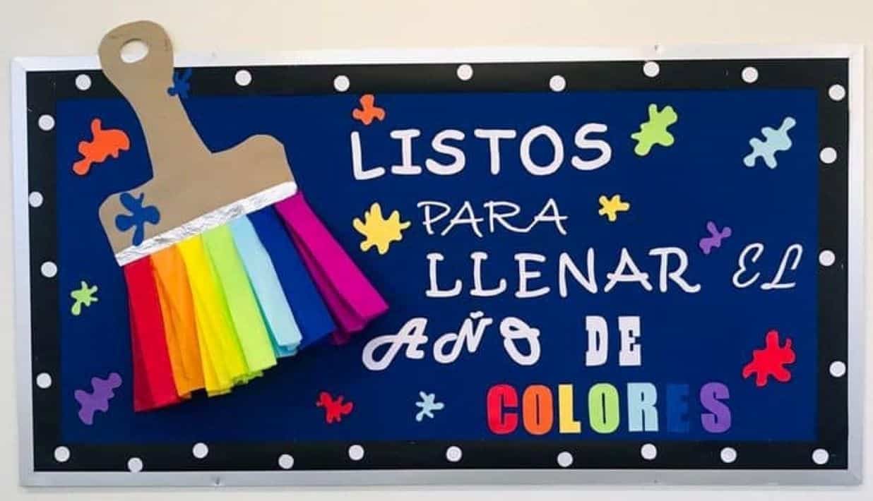 Un periódico mural con colores llamativos para este regreso a clases en México.