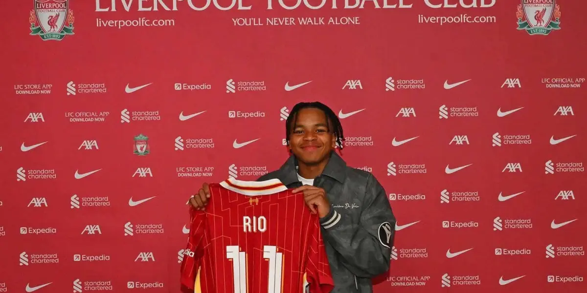 Rio Ngumoha en Anfield| Imagen: @LiverpoolFC