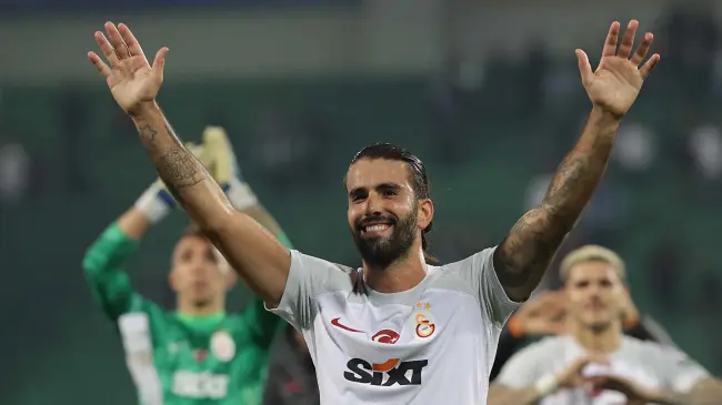 Sérgio Oliveira regresa a Grecia | Imagen: @GalatasaraySK