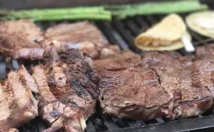 Dónde comer carne asada en Monterrey