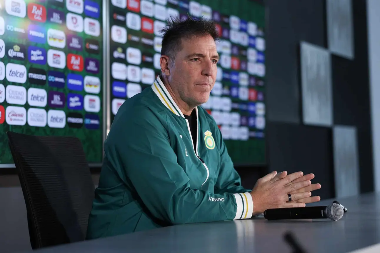 Presentación de Eduardo Berizzo | Imagen: @clubleonfc