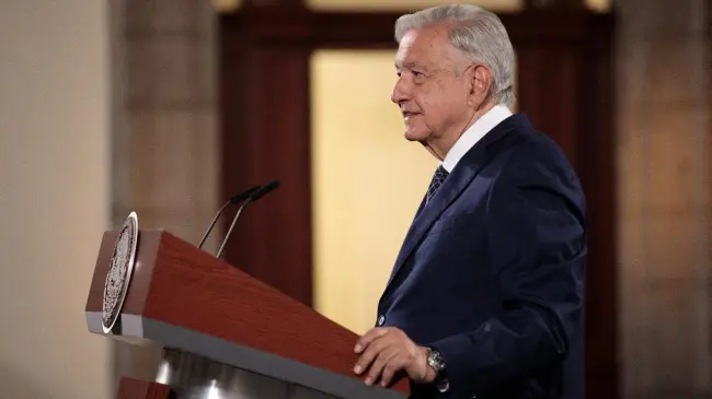 AMLO.