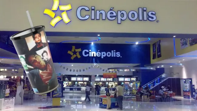 No te quedes sin tu vaso de Jung Kook en Cinépolis.