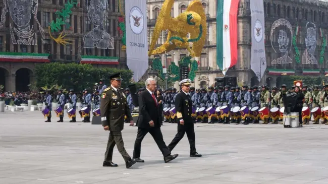 Desfile Cívico Militar, con motivo del Día de la Independencia de México.