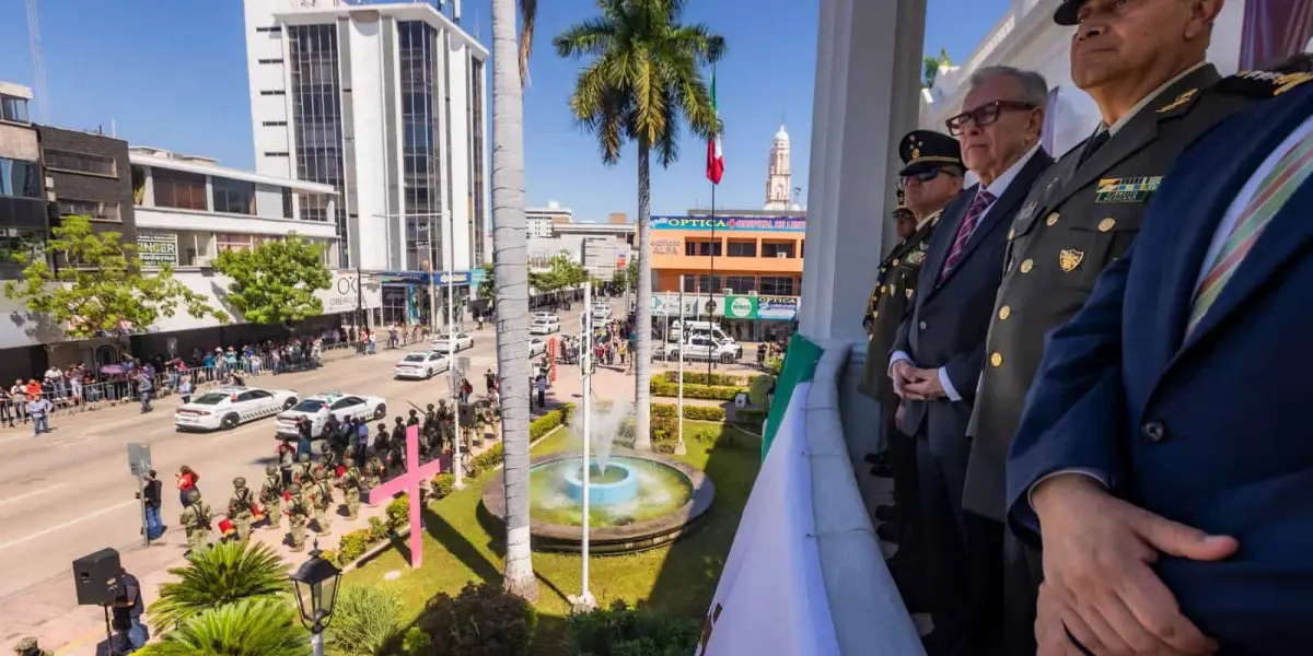 Se realiza en Culiacán el Desfile Militar por la Independencia de México; te mostramos todas las imágenes.