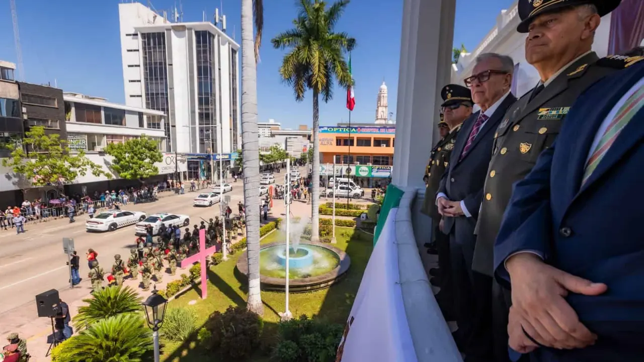 Se realiza en Culiacán el Desfile Militar por la Independencia de México; te mostramos todas las imágenes.