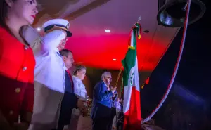 Al grito de ¡Viva México! en Sinaloa se conmemora el 214 aniversario de la Independencia