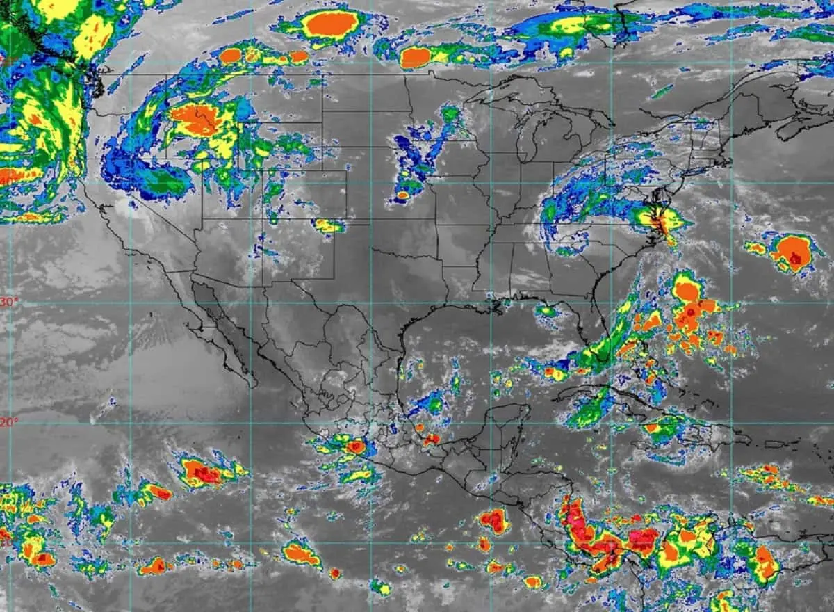 imagen satelital del clima en México.