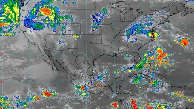imagen satelital del clima en México.