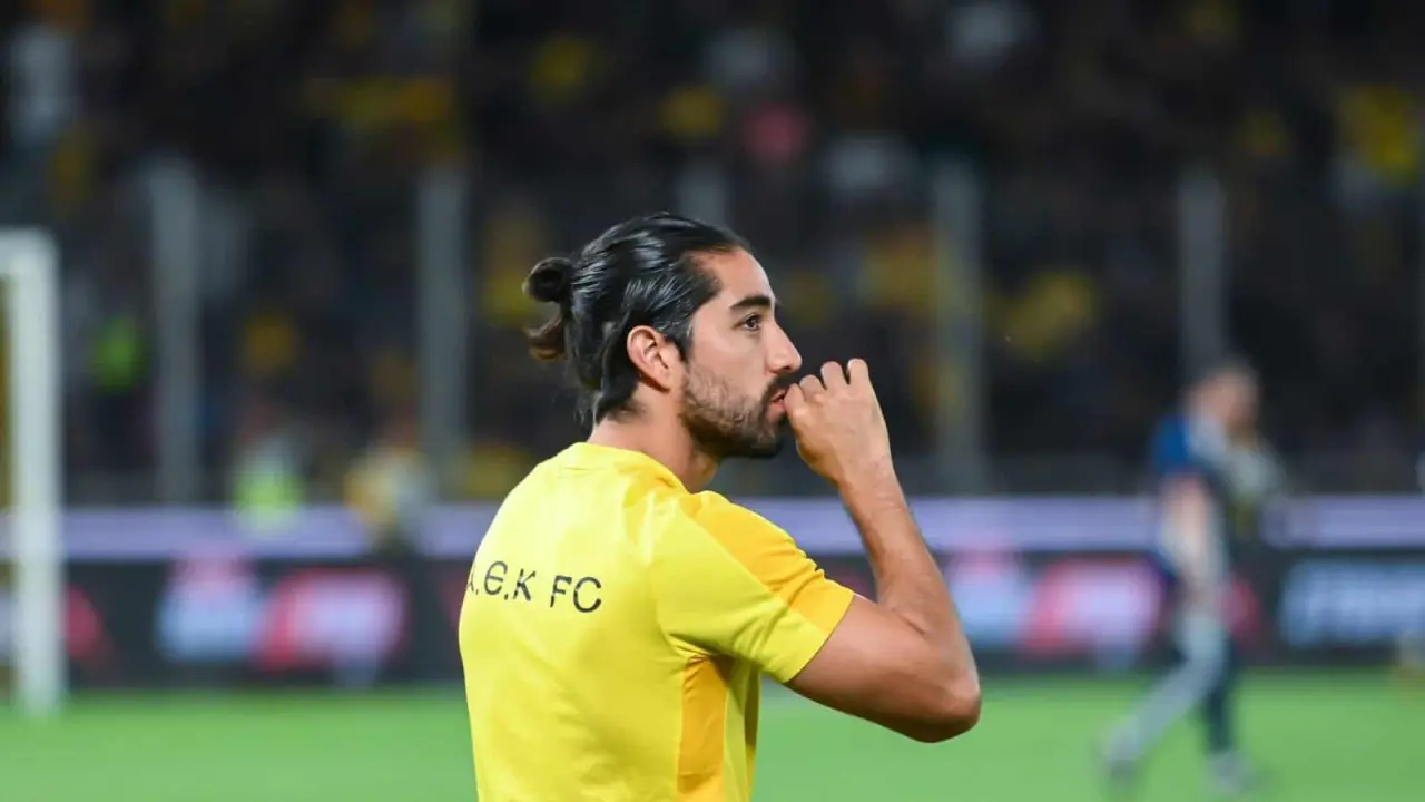Rodolfo Pizarro llega al puerto | Imagen cortesía