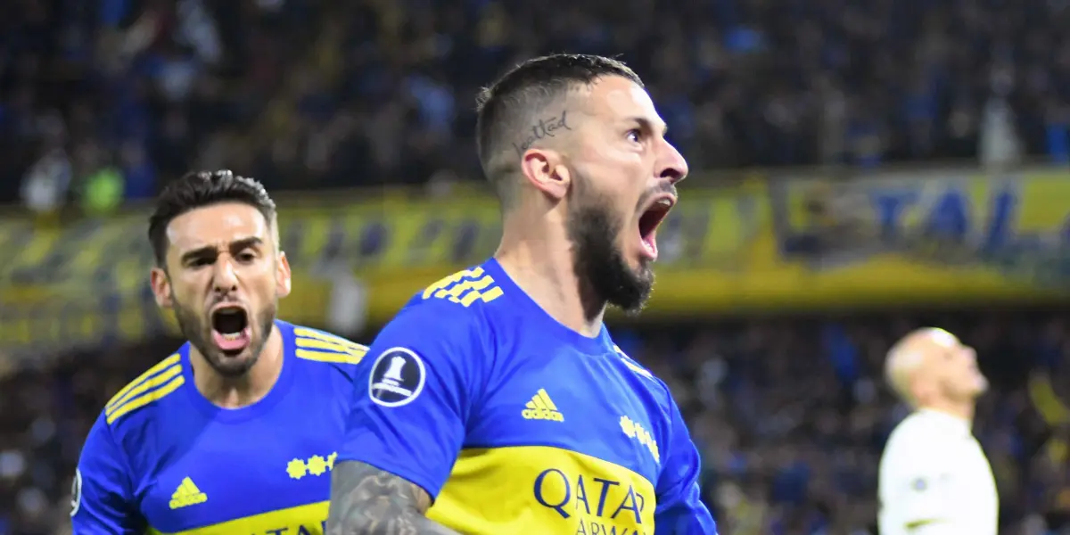 Darío Benedetto a los gallos| Imágen: Boca Jr