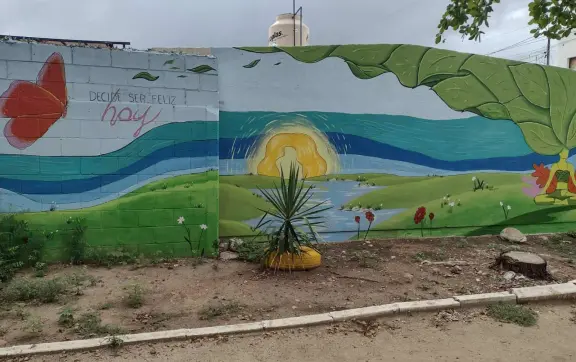 El nuevo mural hace del Parque San Sebastián un lugar más bonito y seguro en Barrancos