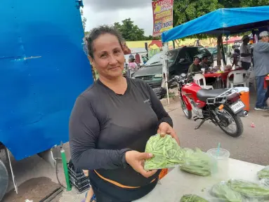 El comercio de nopales y verduras en Villa Juárez le alegran la vida a Imelda Palomares