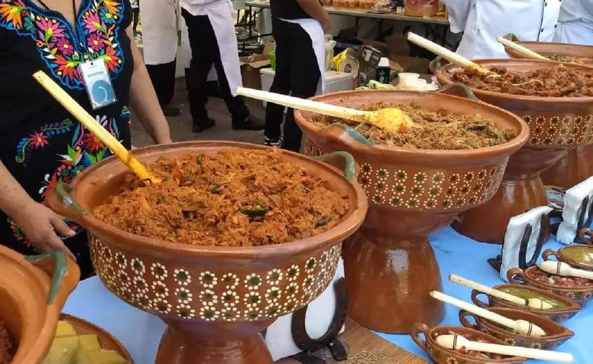 Machaca o carne seca un platillo para saborear si visitas Monterrey.