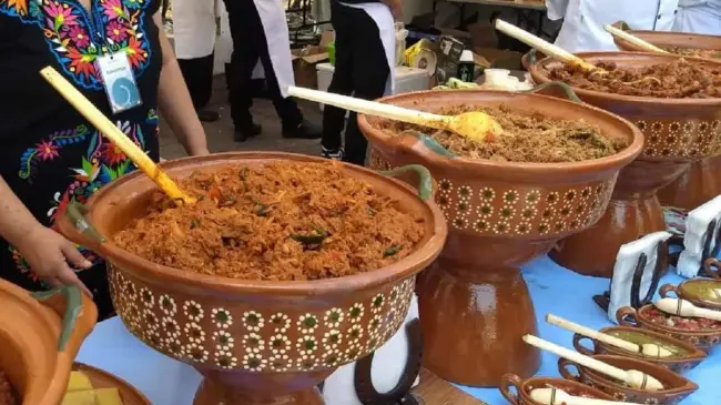 Machaca o carne seca un platillo para saborear si visitas Monterrey.