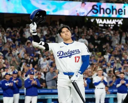 Dodgers ofrece casi 6 millones de pesos al aficionado que atrapó la bola del 50/50