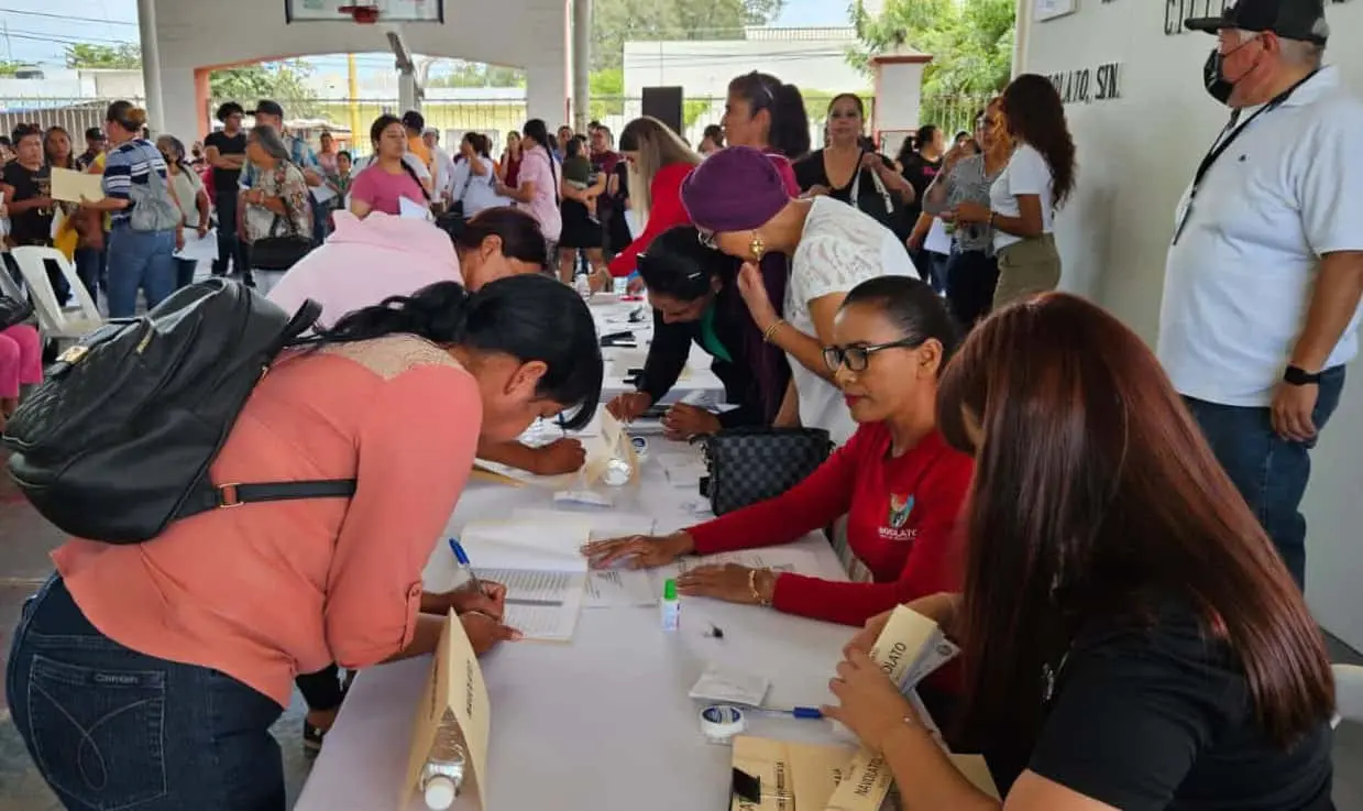 Becas para estudiantes de primaria y secundaria de Navolato; te decimos como postularte.