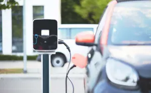 Noruega es el primer país en el que los vehículos eléctricos superan en número a los coches de gasolina