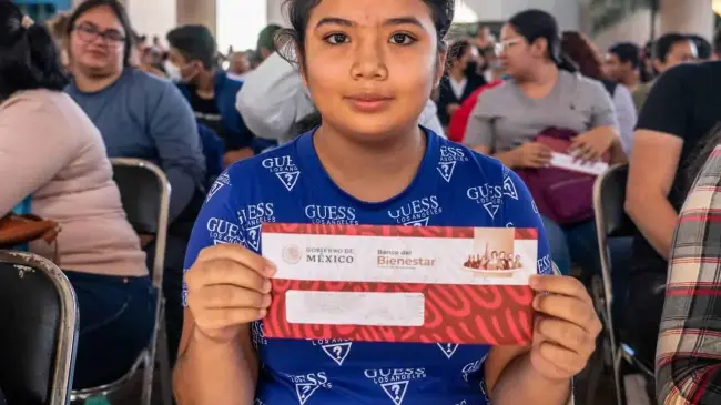 Registro para la Beca Benito Juárez de preparatoria 2024. Foto: Cortesía