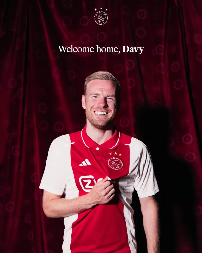 Presentación de Klaassen | Imagen: @AFCAjax