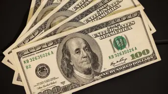 Precio del dólar hoy 25 de julio de 2025: $16.60 la compra y $20.35 a la venta