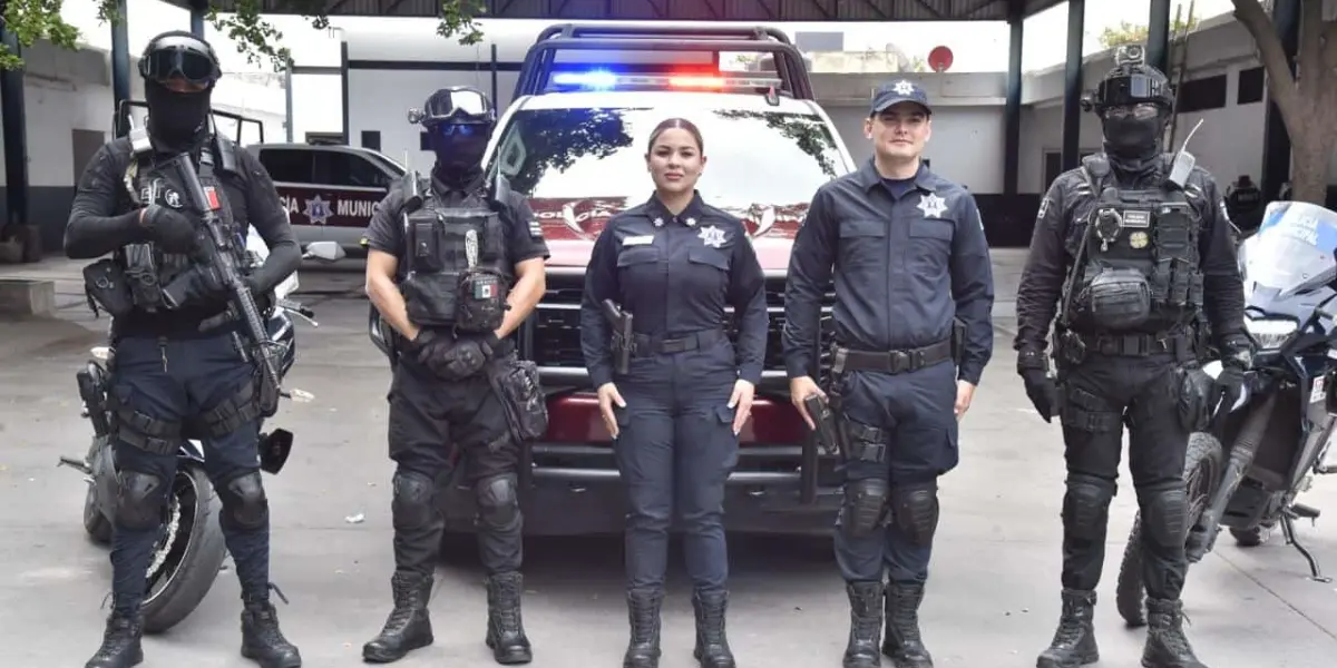 Policías de Ahome.