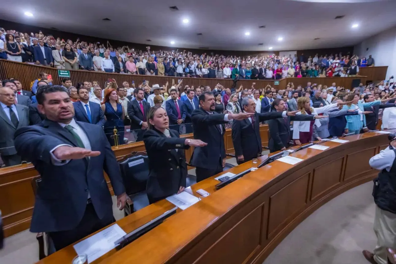 Sinaloa tiene nuevos diputados.