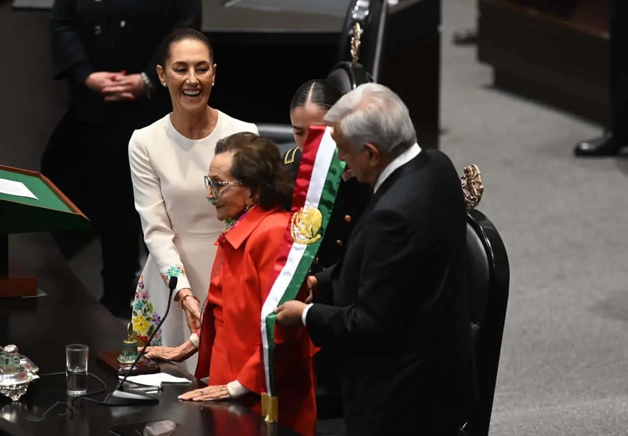 Efigenia Martínez durante la toma de protesta de Claudia Sheinbaum.