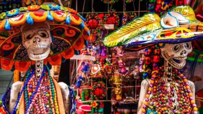 En el Mercado de Artesanías encontrarás las creaciones de más de 350 artesanos de todo el país. Foto: Cortesía
