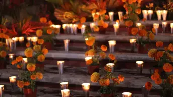 ¿Qué alimentos deben colocarse en un altar de Día de Muertos?