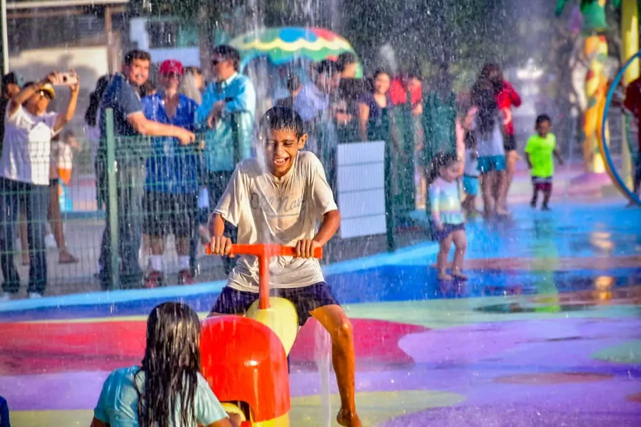 ¡Quedó rechulo! Oasis Interactivo en el Parque Lineal en Mazatlán  ya está abierto al publico