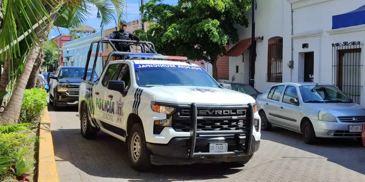 Policías de Mazatlán.