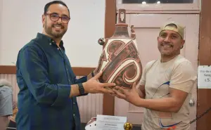 Entregan premios a los artesanos ganadores de Concurso de Cerámica de Mata Ortiz, en Chihuahua