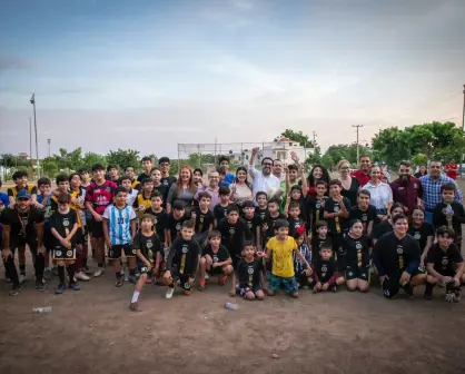 Niños y familias celebran el inicio de obra que transformará el fútbol en Finisterra en Culiacán