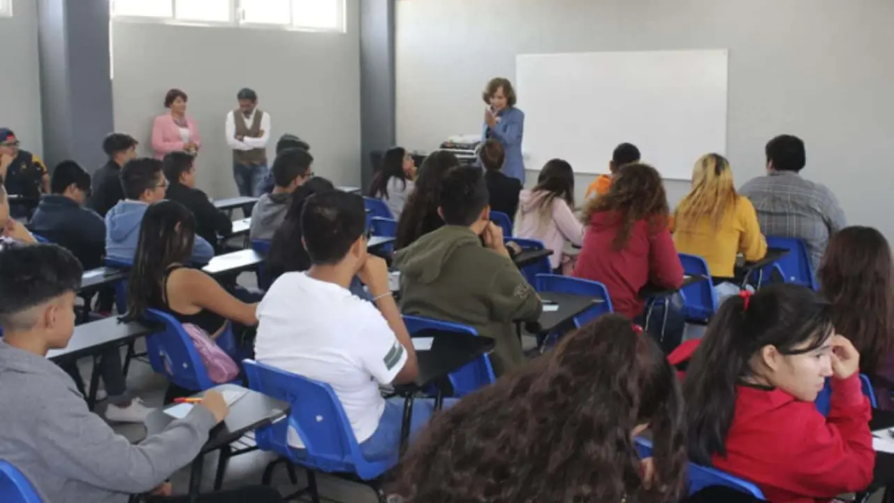 Beca Benito Juárez para alumnos de escuelas públicas en México. Foto: Cortesía