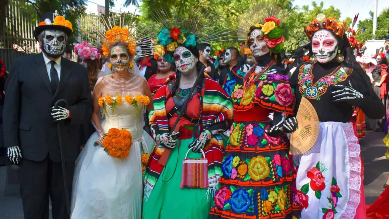 Desfile del Día de Muertos en Guadalajara.